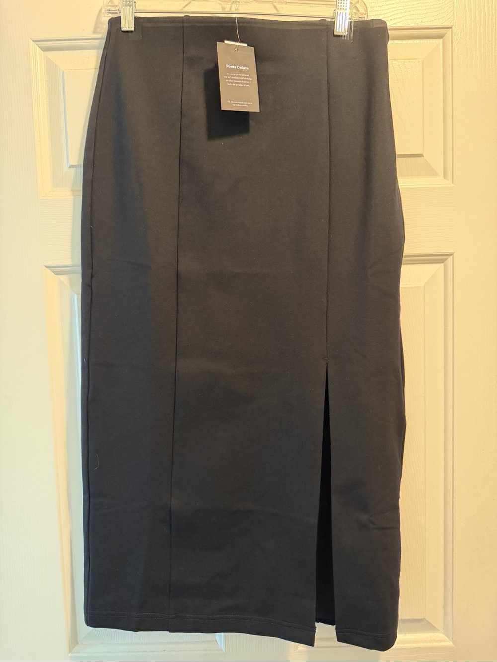 NWT Loft Versa Ponte Pencil Skirt with Front Slit - Black
